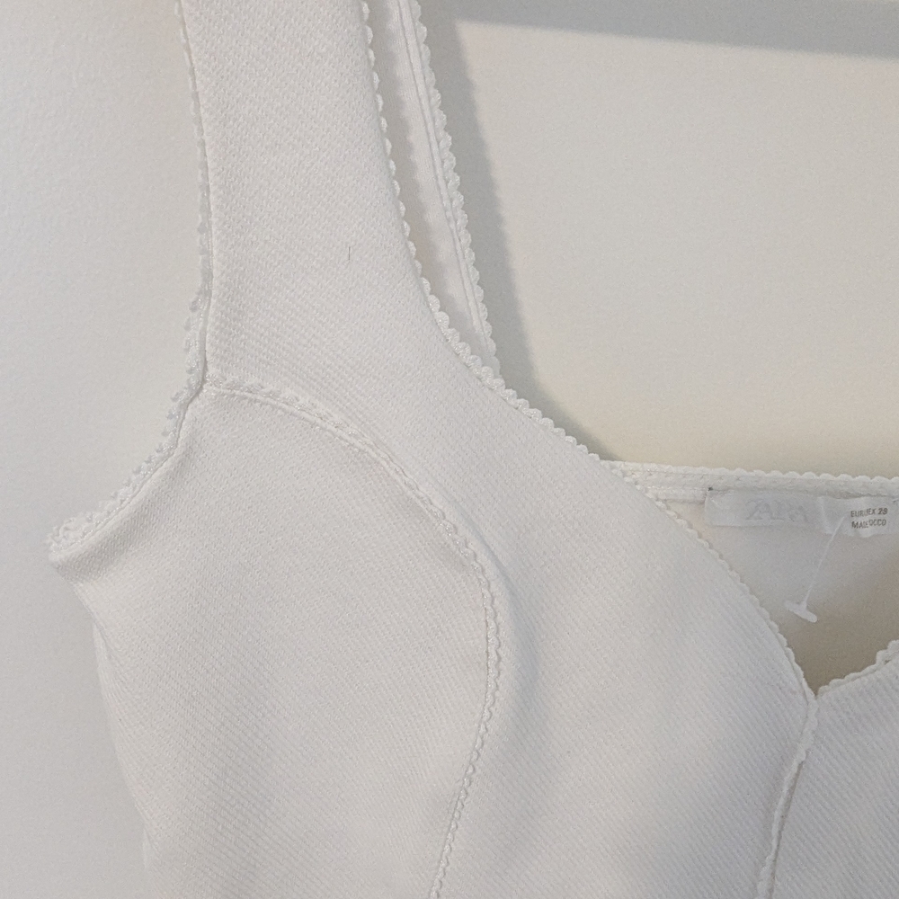 2/$20 Zara High Waist White Shorts - Picture 4 of 4